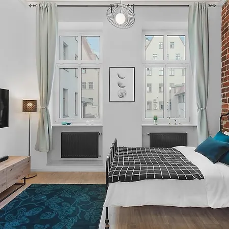 Lejlighed Panther Right In The Of *